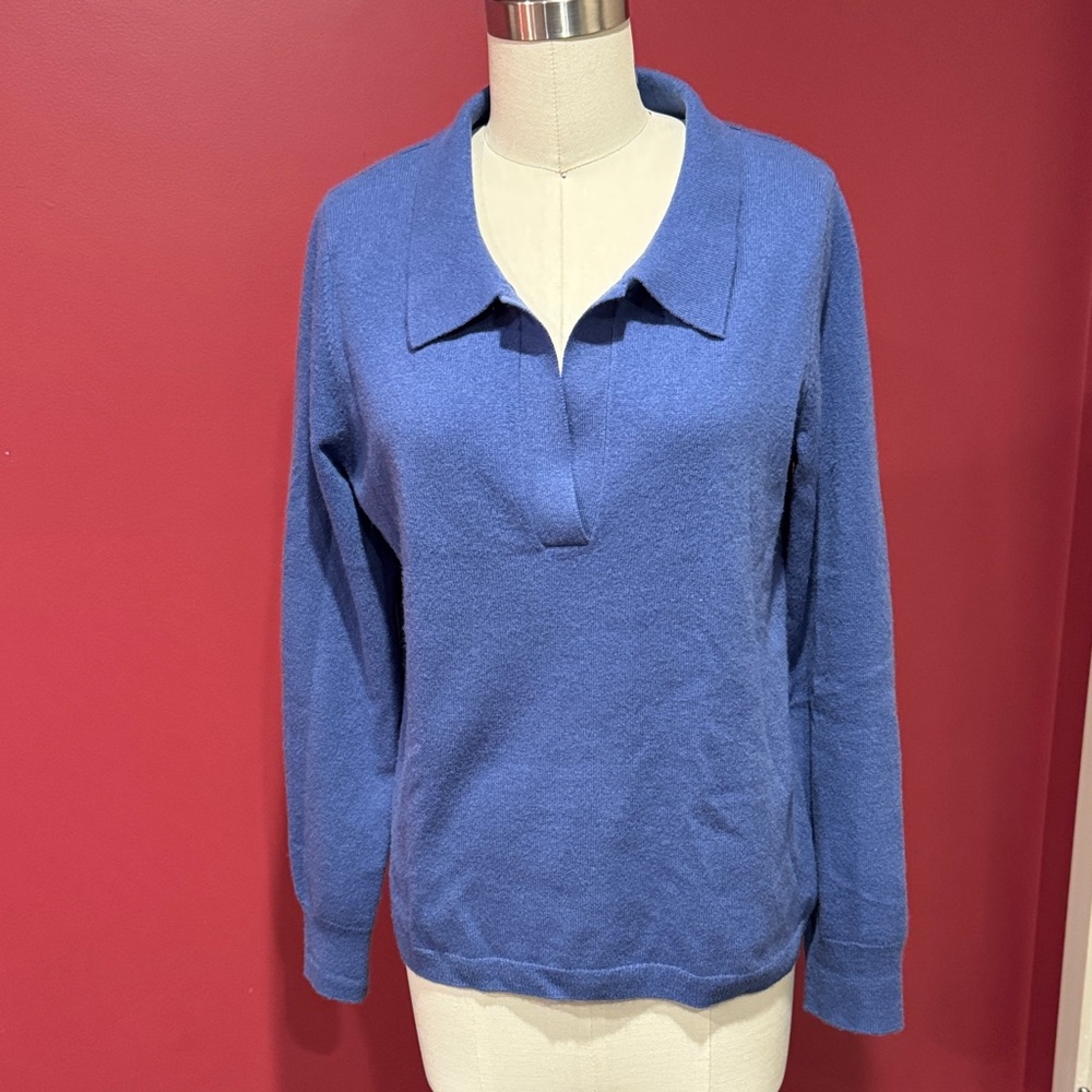 Subtle Luxury Deep Blue V-Neck Sweater